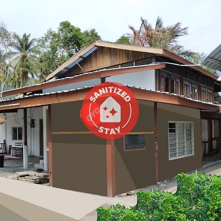 Oyo 90176 D'Cruz Sunrise Villa 판타이체낭 외부 사진