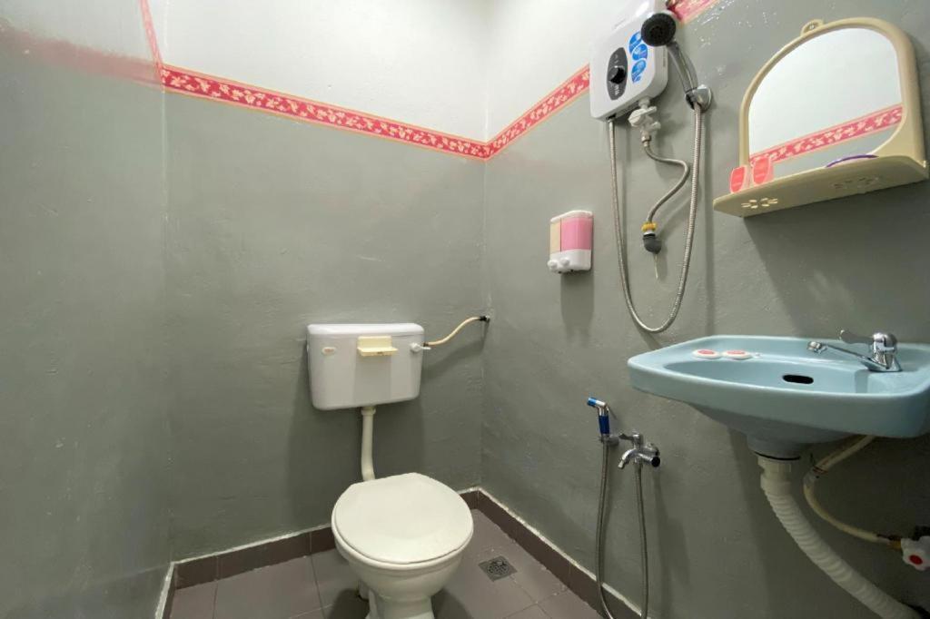 Oyo 90176 D'Cruz Sunrise Villa 판타이체낭 외부 사진